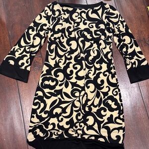 Enfocus Studio Black and Cream Swirl-Print Long Sleeve Dress